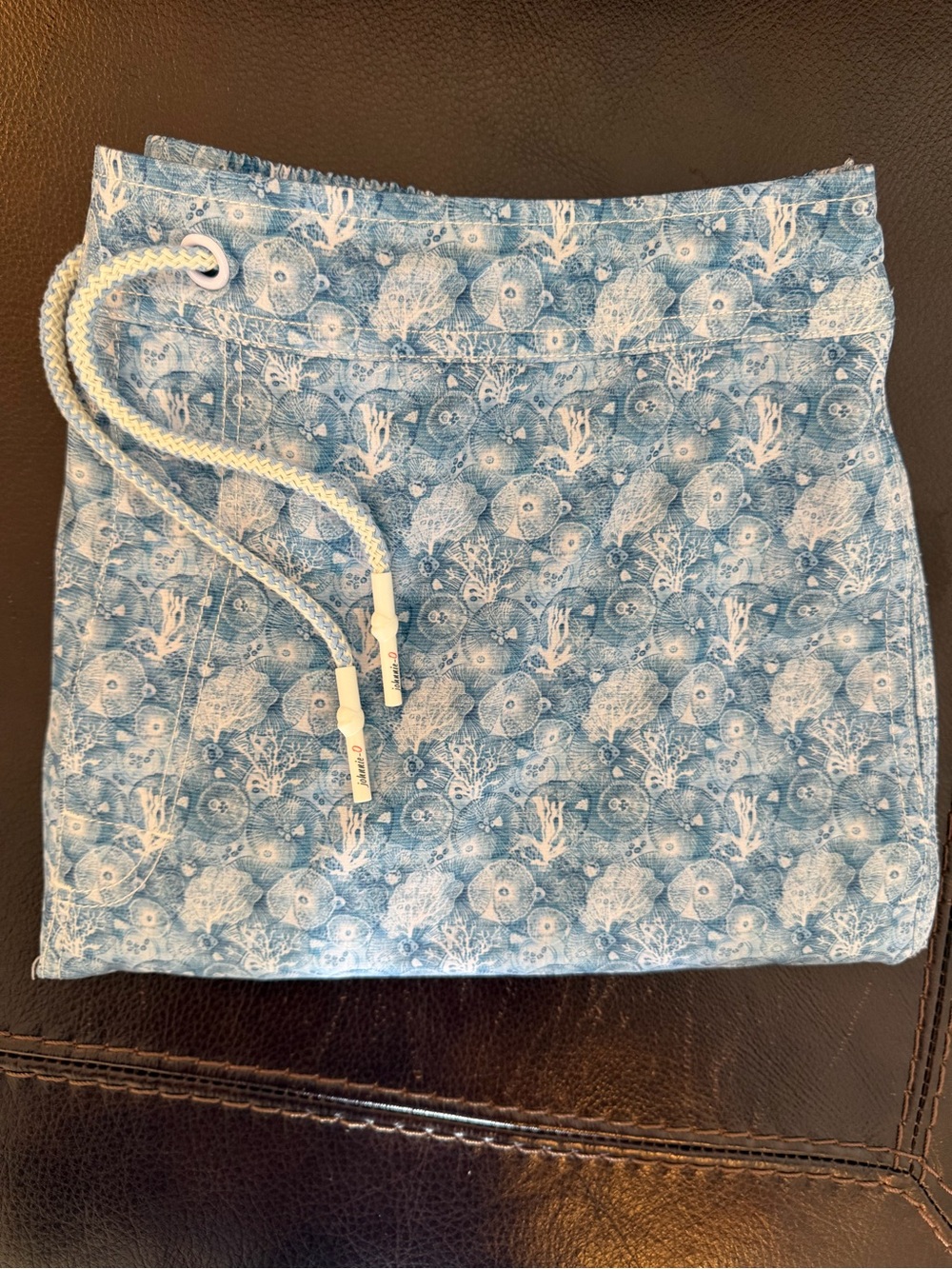 Johnnie-O Men’s Swim Trunks 7” Inseam, Coral Pattern In Blue, Size Large